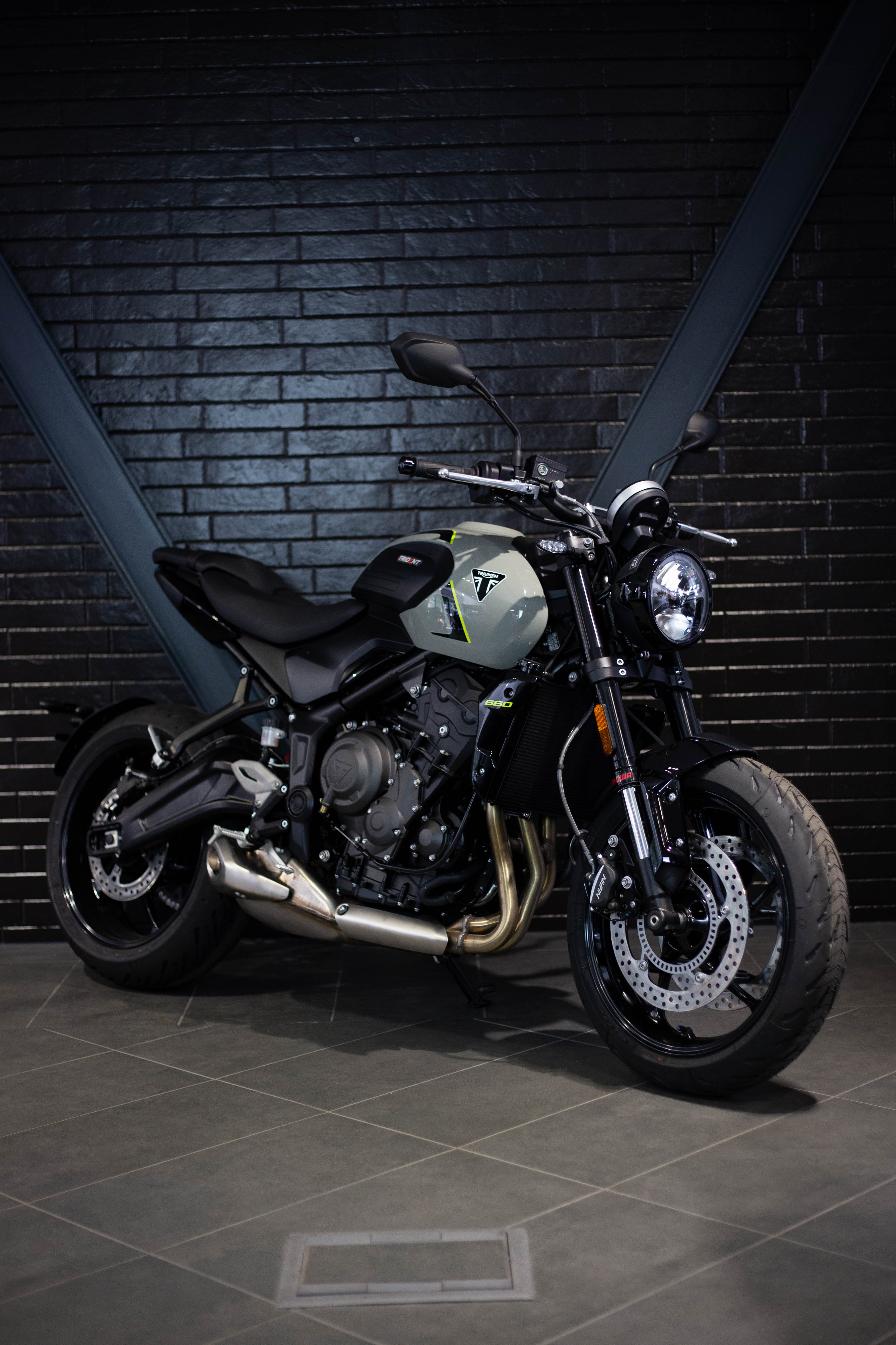 Triumph Trident 660