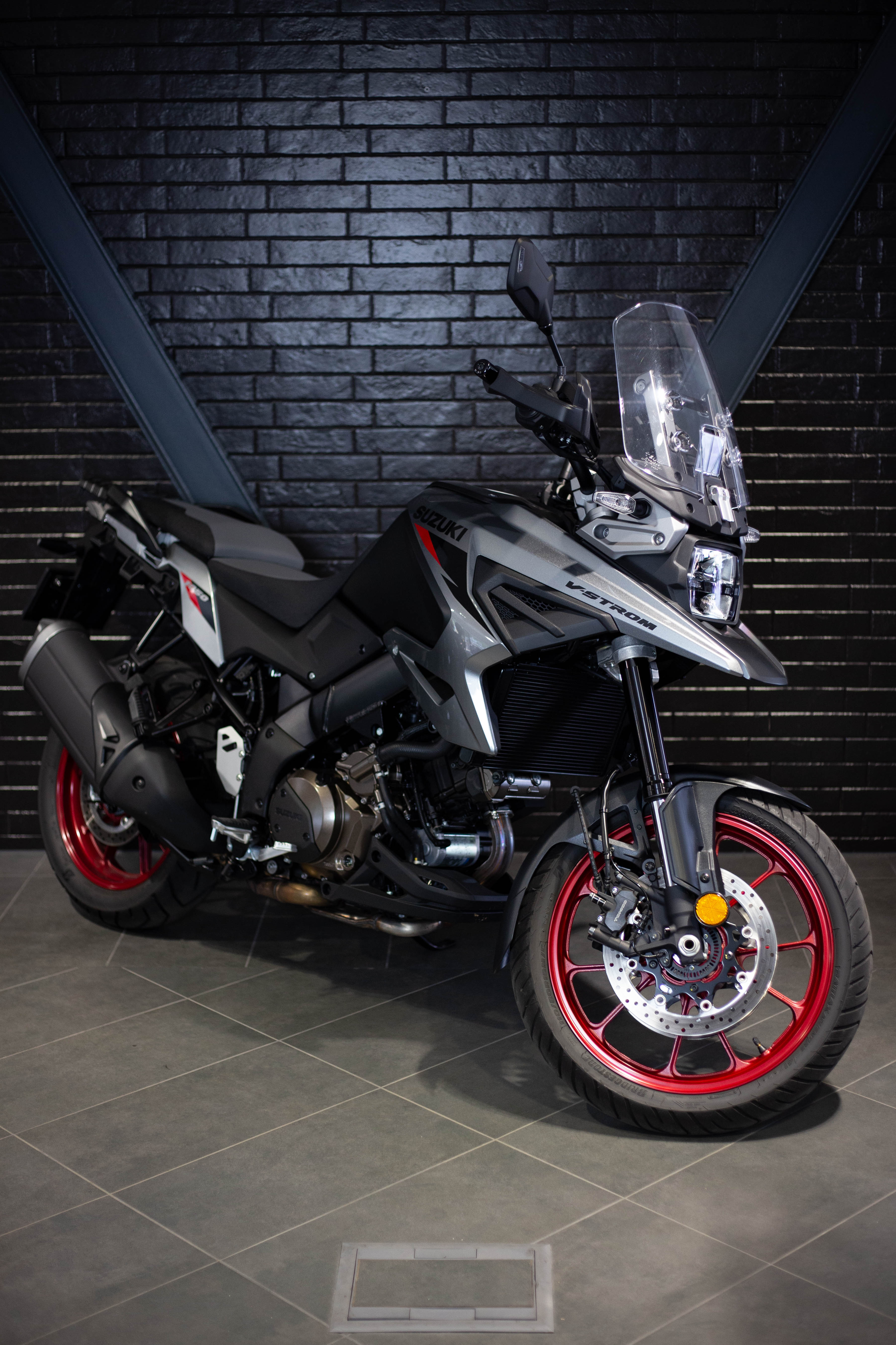 Suzuki DL1050