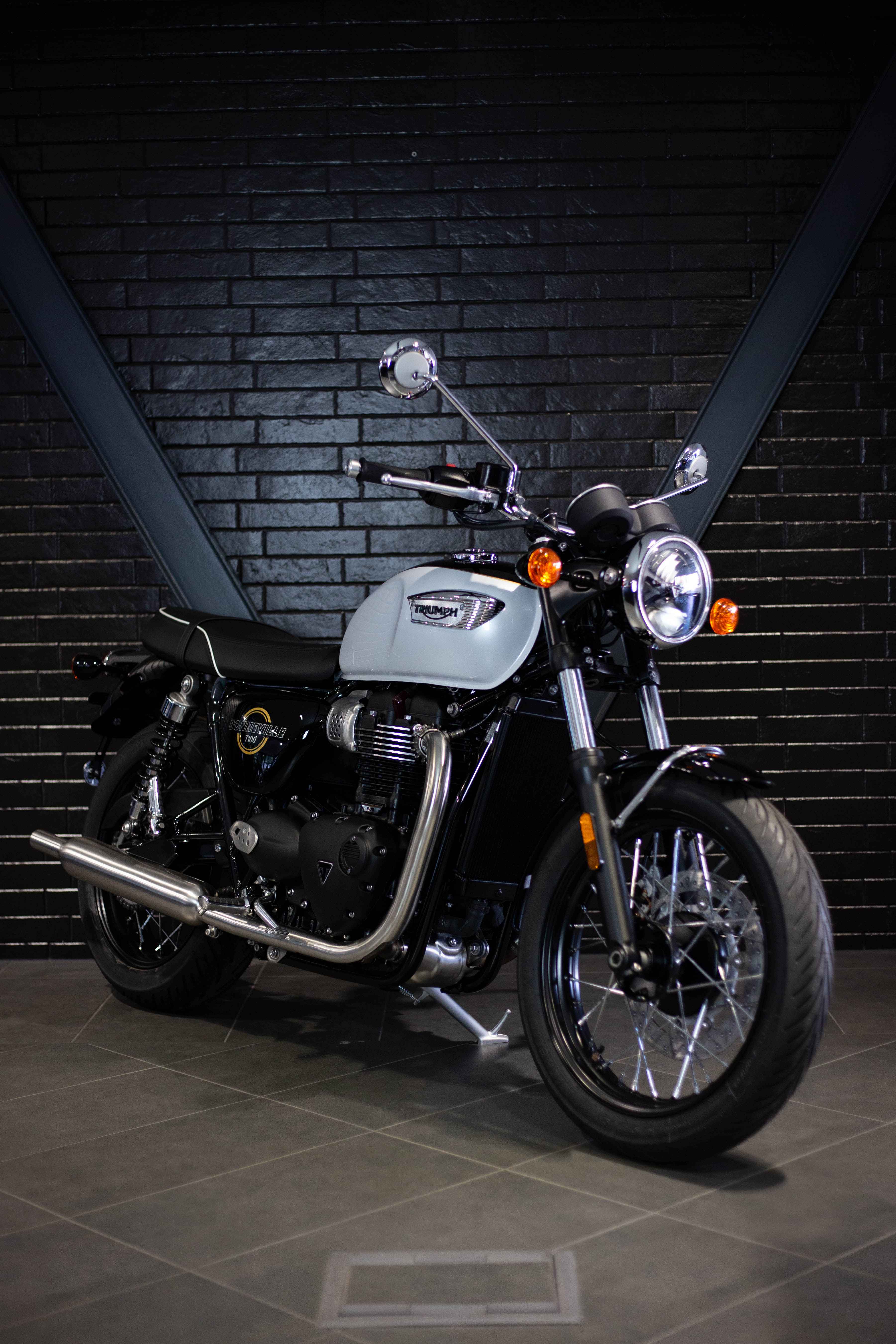 Triumph Bonneville T100