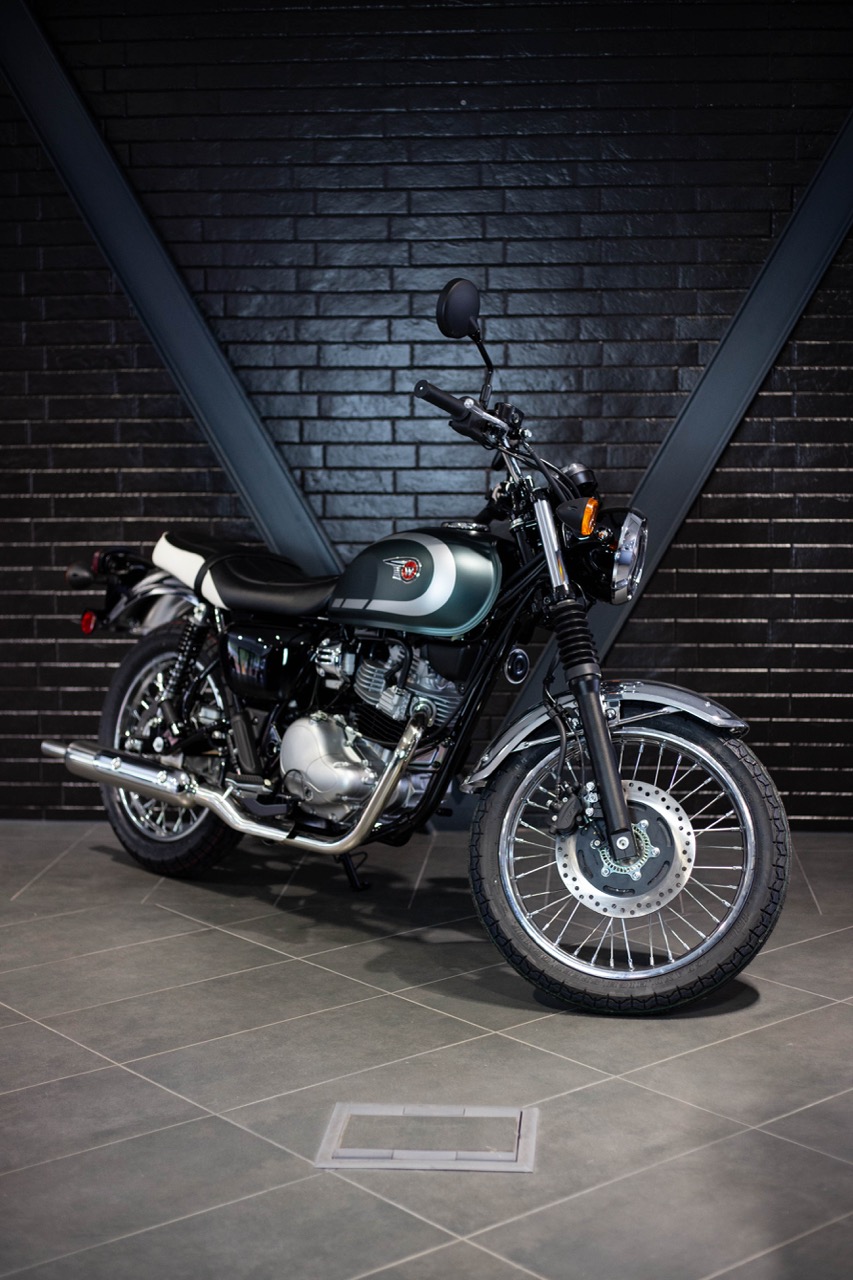 Kawasaki W 230