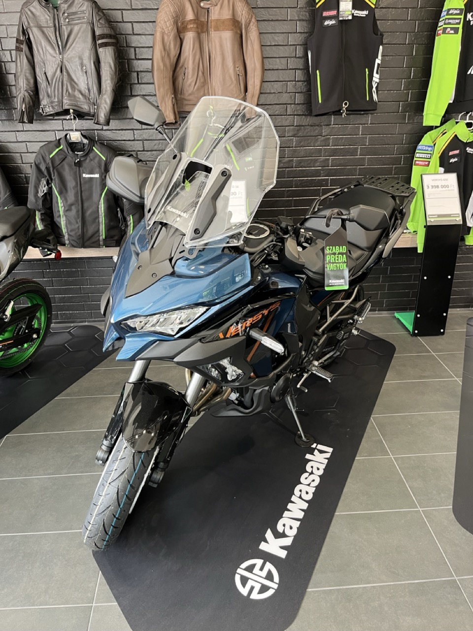Kawasaki Versys 1100 SE